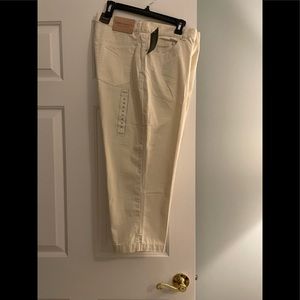 Ralph Lauren Lauren jeans co with tags.  Size14 NWT clam diggers capris